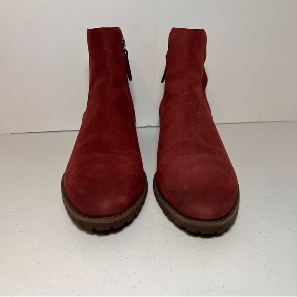 Caslon Burgundy Booties Stretch Shoe Size 7.5 Like New - Picture 2 of 10